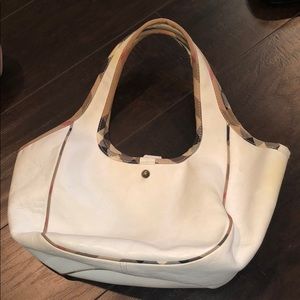 Vintage leather Burberry small bag